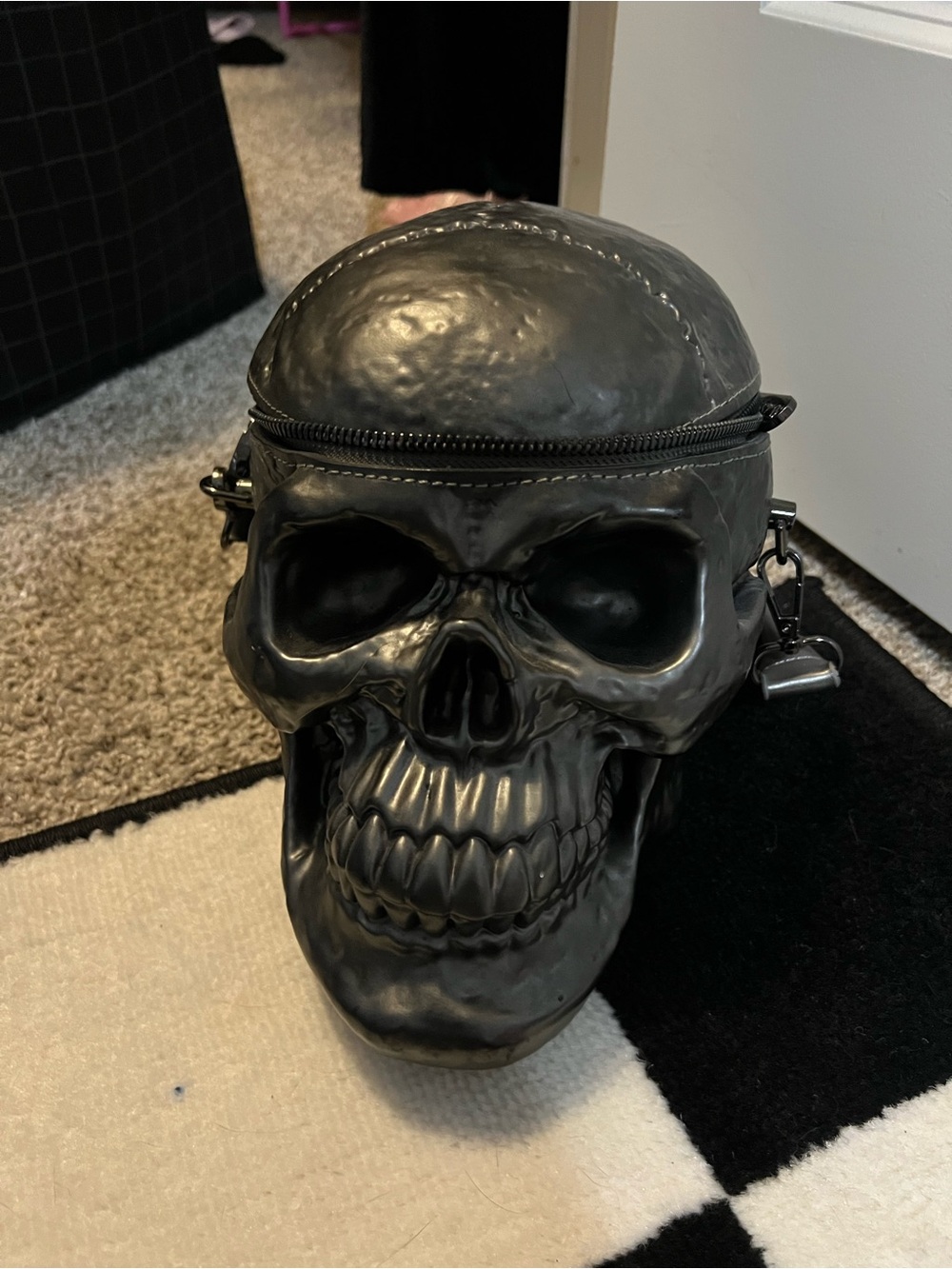 Killstar silver skull purse 💀